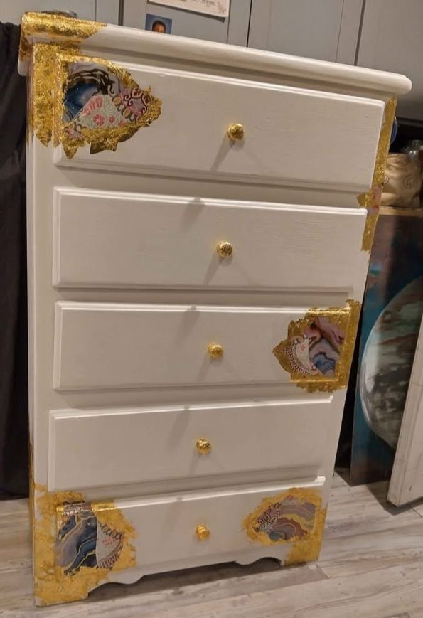 5 Drawer Dresser