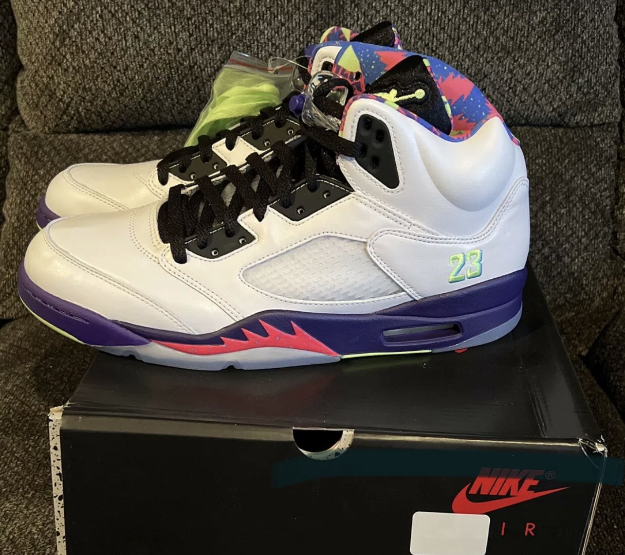 Retro Jordan 5 Alternate Bel Airs Sz 11