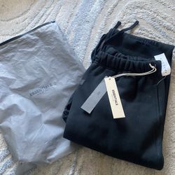 Size Large Essentials Limo Sweats