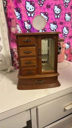 Vintage Jewelry Box
