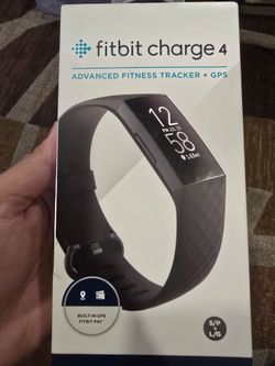 Fitbit Charge 4