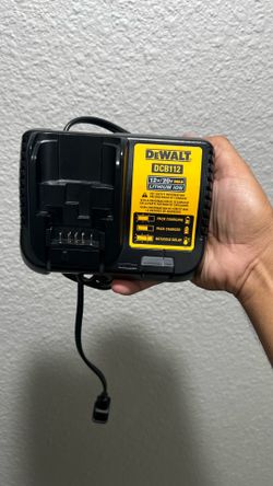 Dewalt 12v/20v Charger