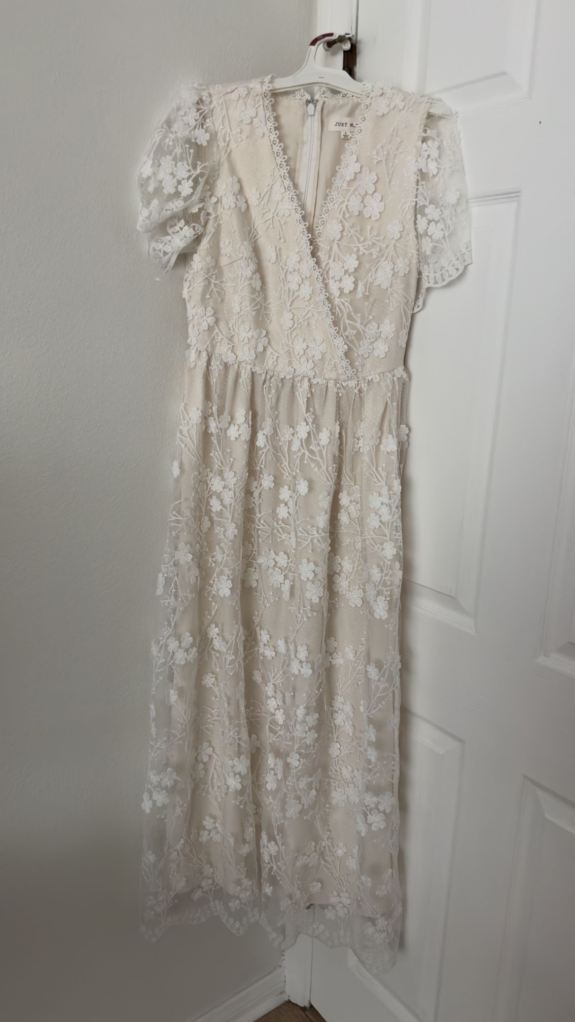 Small Ivory White Fully- lined Embroidered Dress 