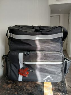 Insulated FOOD/PIZZA Delivery Backpack 