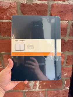 Moleskine ruled notebook 19x25 cm