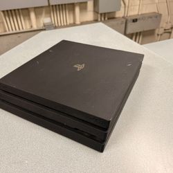 PS4 Pro Cables No Controller 