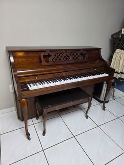 Free Piano