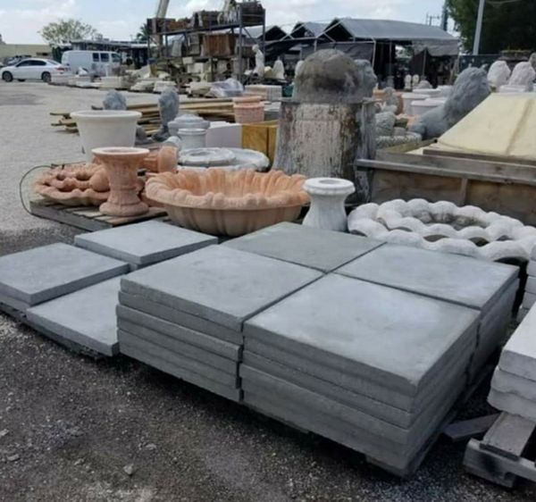 24" Pavers / Concrete Stepping Stones for Sale in Pompano