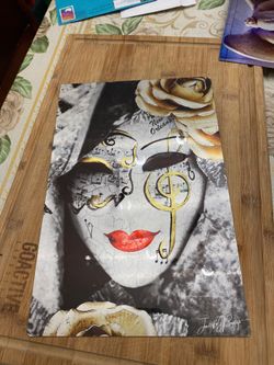 Metal artwork with magnets