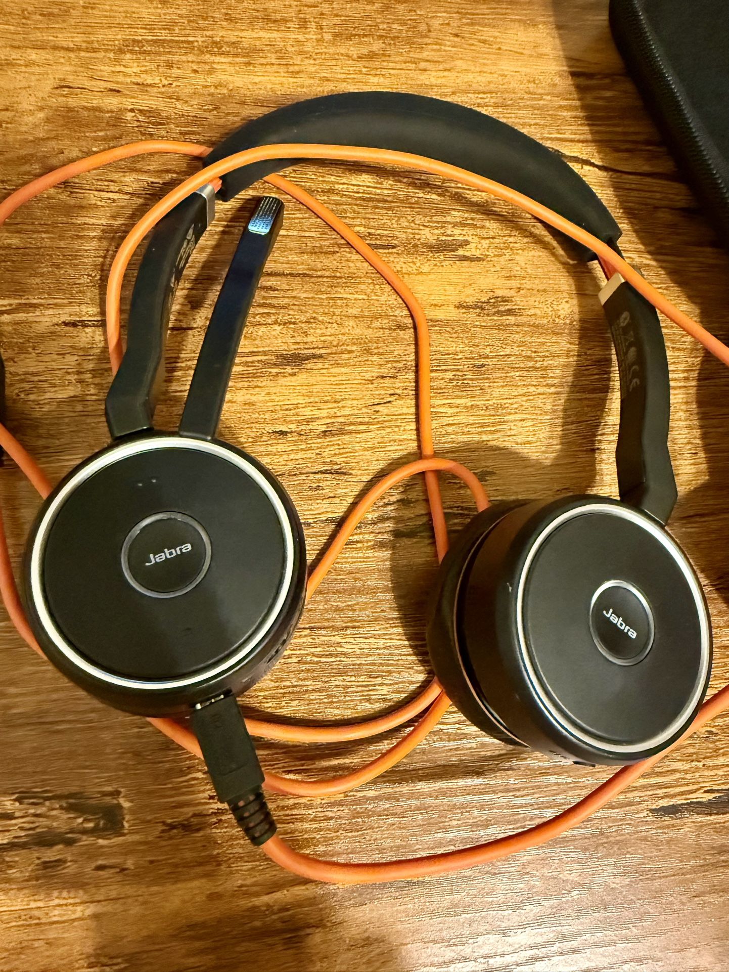 🎧 Jabra Evolve 75 Wired/Wireless Headset – Barely Used!