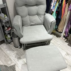 Nursery Gray Rocking Chair 
