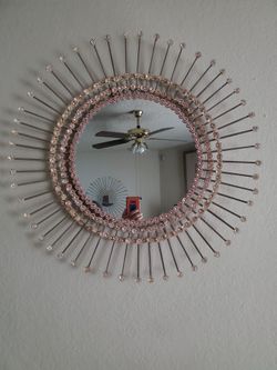 BEAUTIFUL ACCENT MIRROR 26"