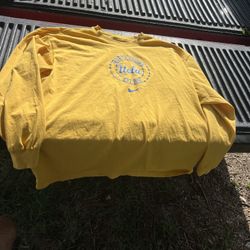 UCLA Bruins long sleeve shirt Nike XXL 2XL football basketball baseball yellow b