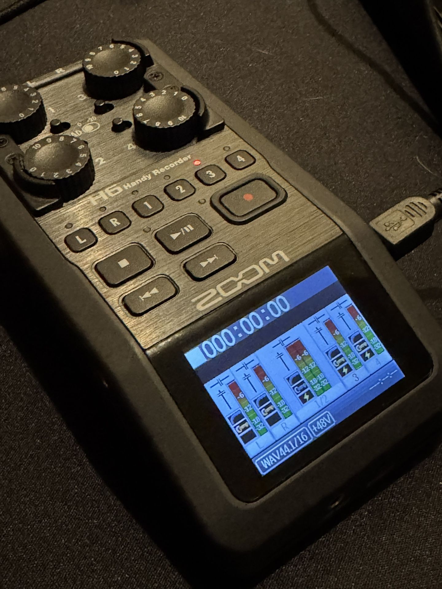 Zoom H6 All Black Handy Recorder