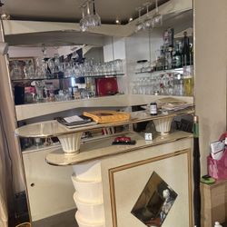 Pearl White Vintage 1990’s Bar 