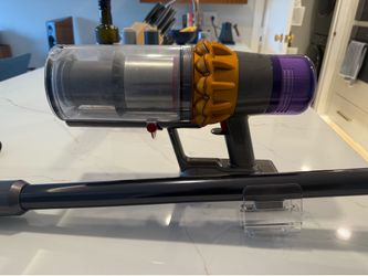 Dyson V15 vacuum cleaner