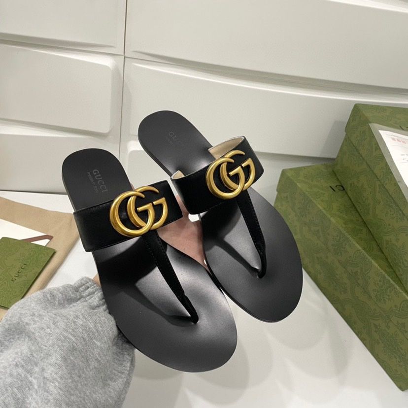 New Ladies Slippers