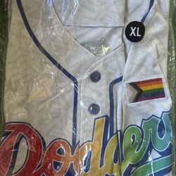 Dodgers Pride Jersey (2025)