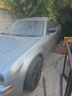300 Chrysler 2005 for sale