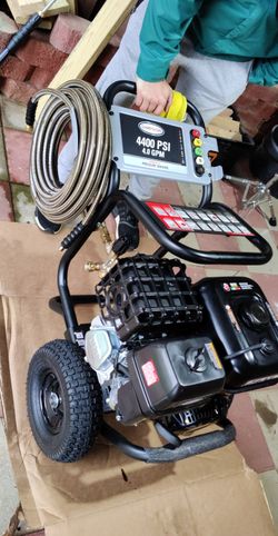 Simpson pressure washer