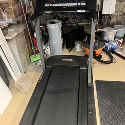 ProForm 2500 Treadmill – Runs Great