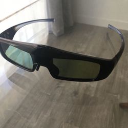 2x Panasonic 3D Eyewear Lunettes 3D