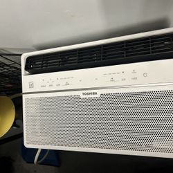 Toshiba Horizontal Window AC