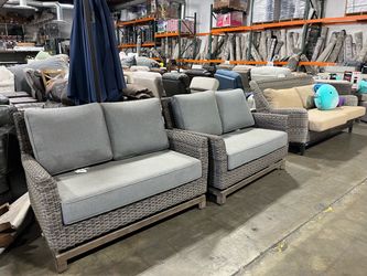 Costco patio wicked Loveseat