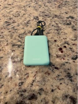 Merkury Innovations Bolt Power Bank