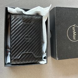 YUNMOR Men wallets great for a gift 🎁