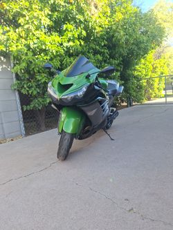 【AZ】 2017 Kawasaki ZX-14R for Sale in Phoenix, AZ - OfferUp
