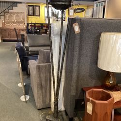Modern Tripod Pedestal Base Floor Lamp SKU 1QHY27