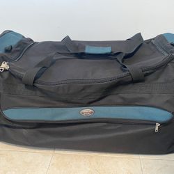 Charlie Sport Rolling Duffle Bag