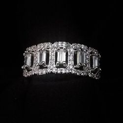 🎈🎁🎈Beautiful! White Sapphire & 925 Sterling Silver Filled -Size 9 3/4🎈🎁🎈$22. OBO