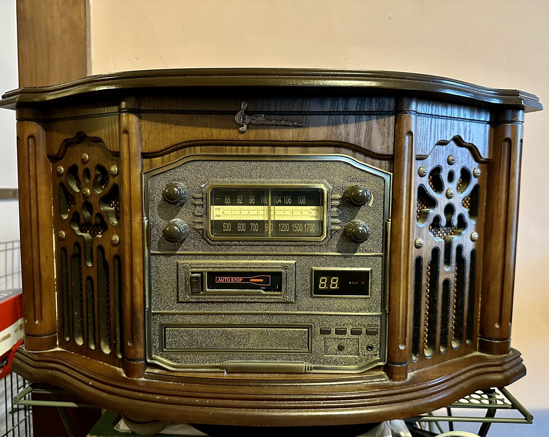 Emerson 4 In 1 Player