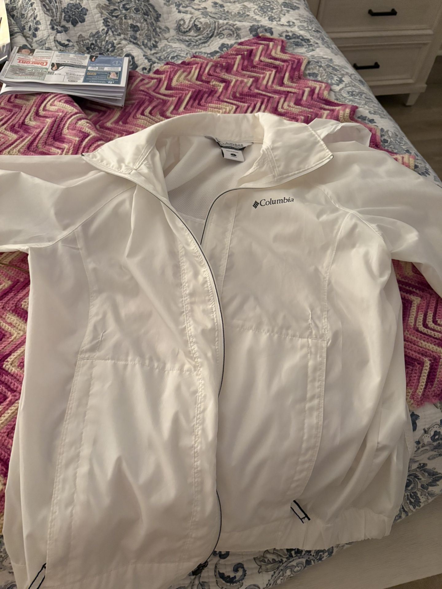 White Windbreaker Size Large
