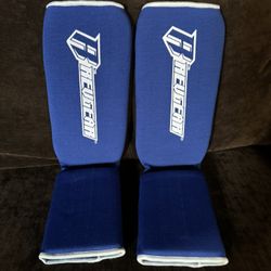 Blue Cloth Shin Guards Size Médium  