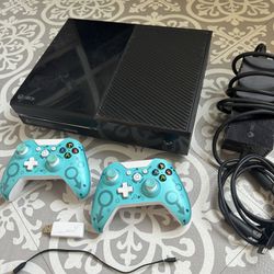 Xbox One Console And 2 Controllers System Fortnite 