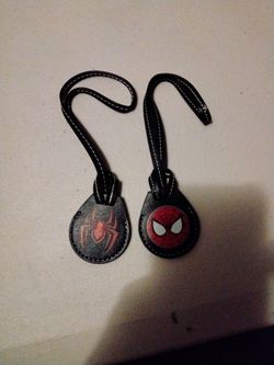 Black Leather Spiderman Airtag Anti-lost
