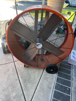 32” fan like new