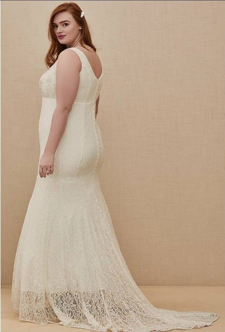 TORRID Ivory Lace Beaded Sleeveless Mermaid Wedding Dress