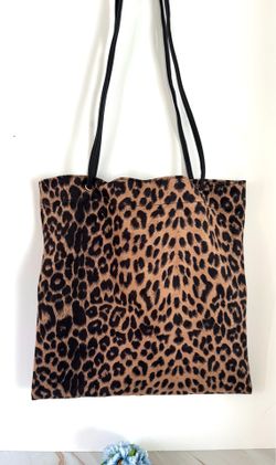 Leopard Print Shoulder Bag