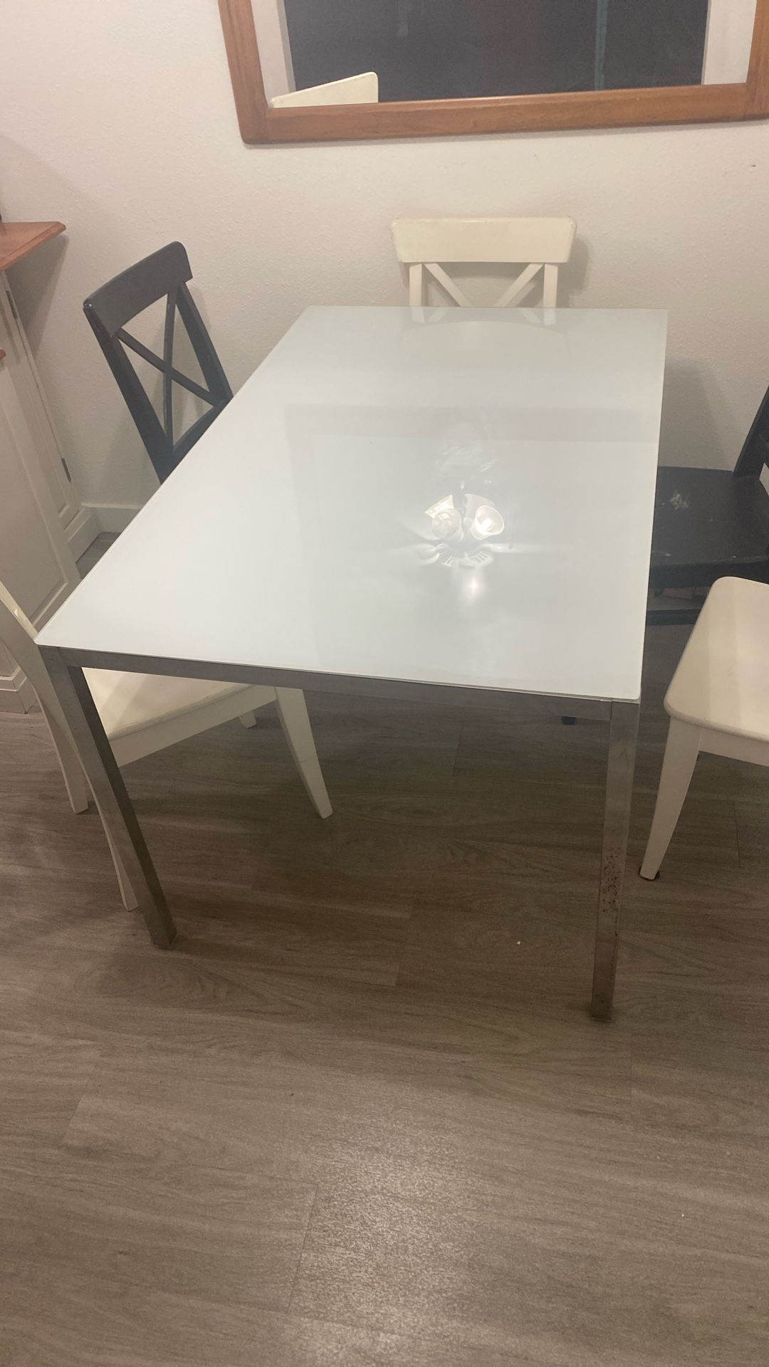 Free table