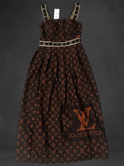 Fashionable Dress