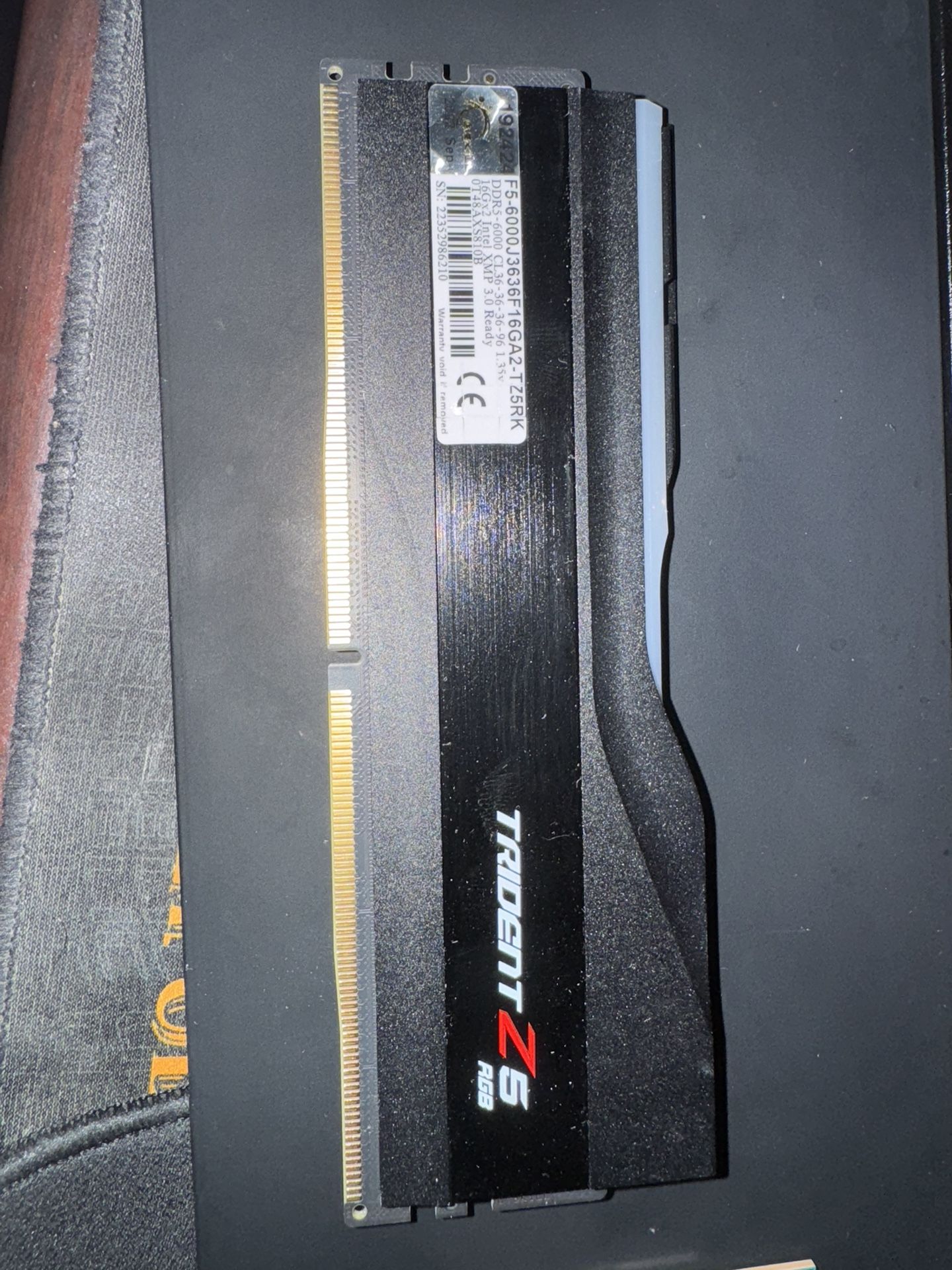 Trident Z5 RGB 16GBx2 CL 36-36-96