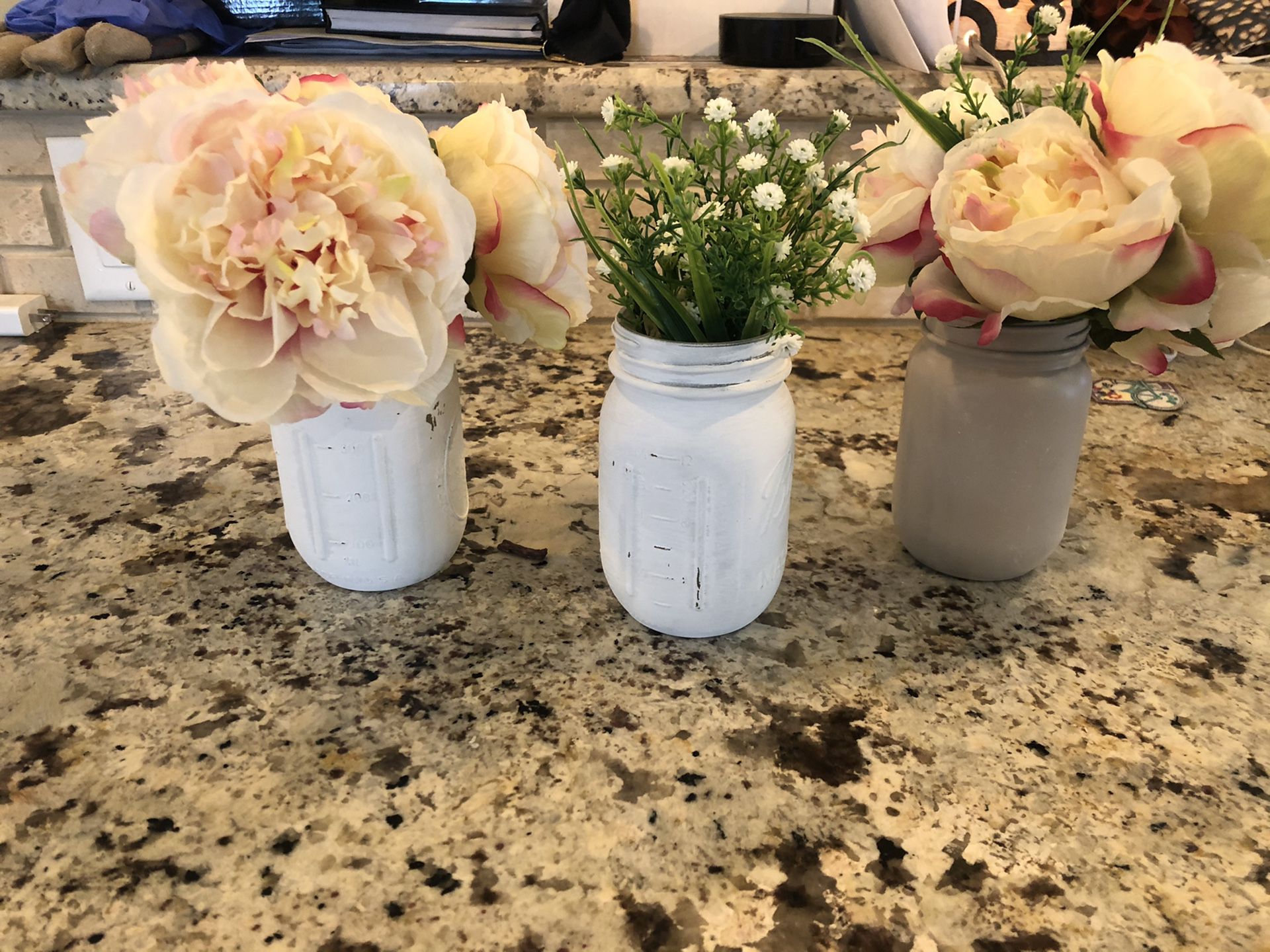 Farm House Decor - Mason Jars With Flowers