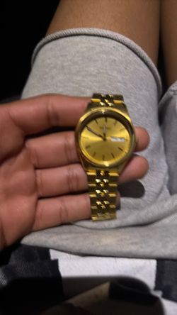 Sieko gold watch