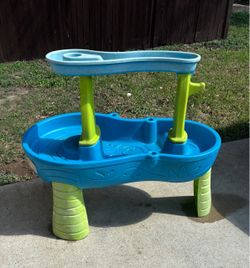 Step 2 Kids Water Table