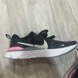 Nike React Infinity