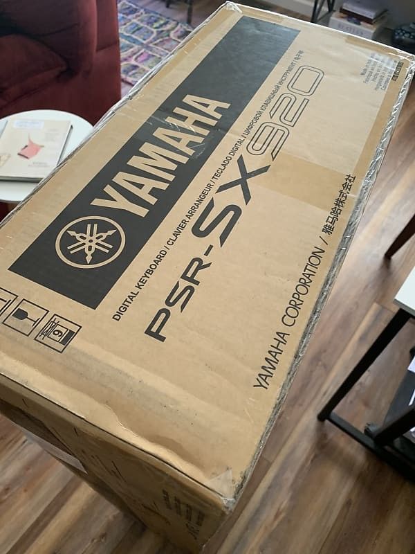 Yamaha PSR-SX920 Professional Arranger Keyboard